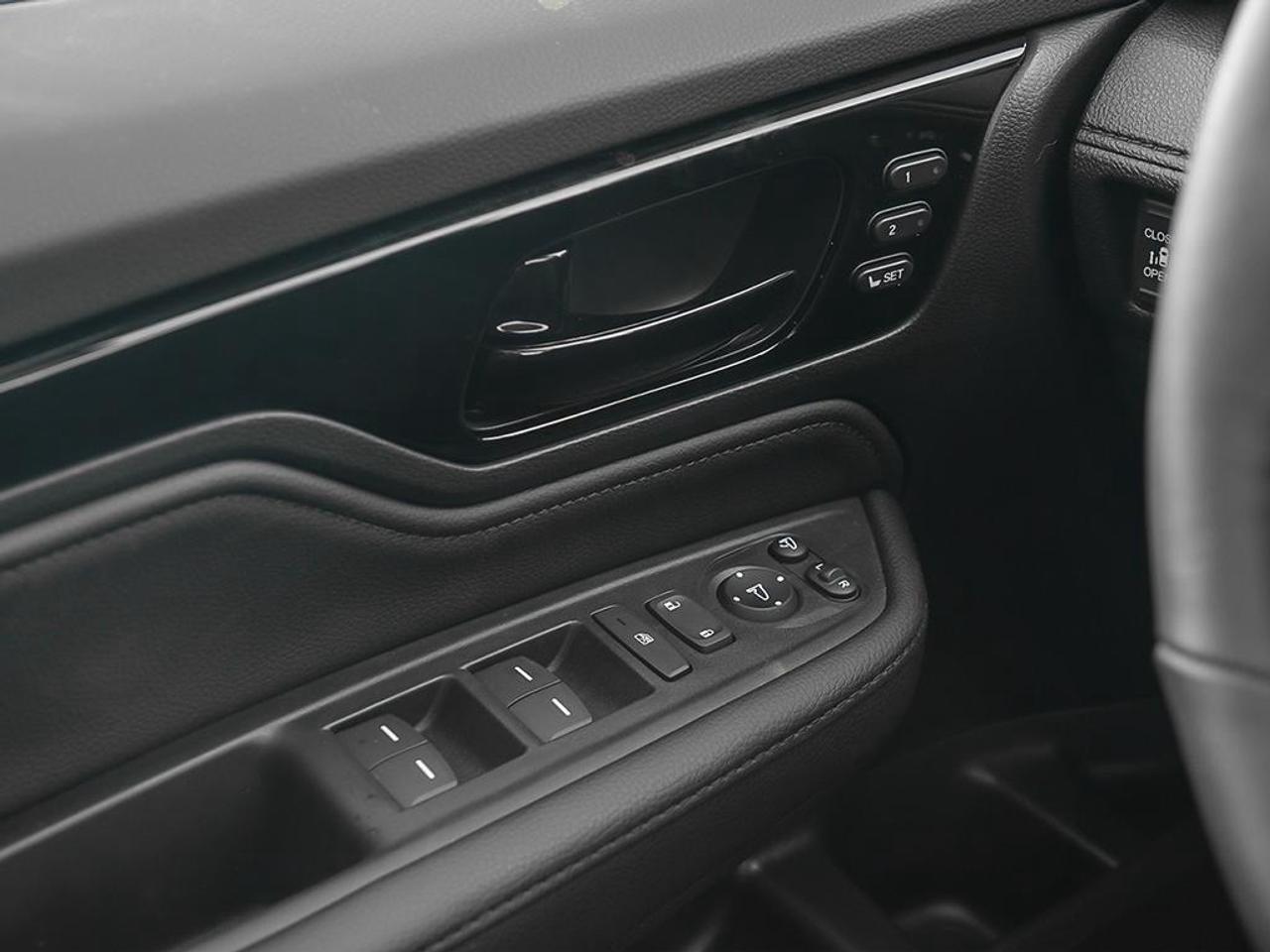 2026 Honda Odyssey Touring Passenger Van Photo