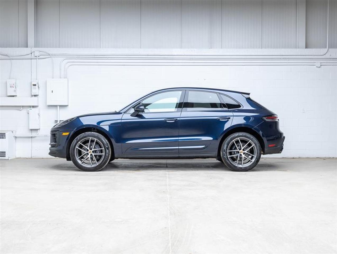 2023 Porsche Macan  Photo