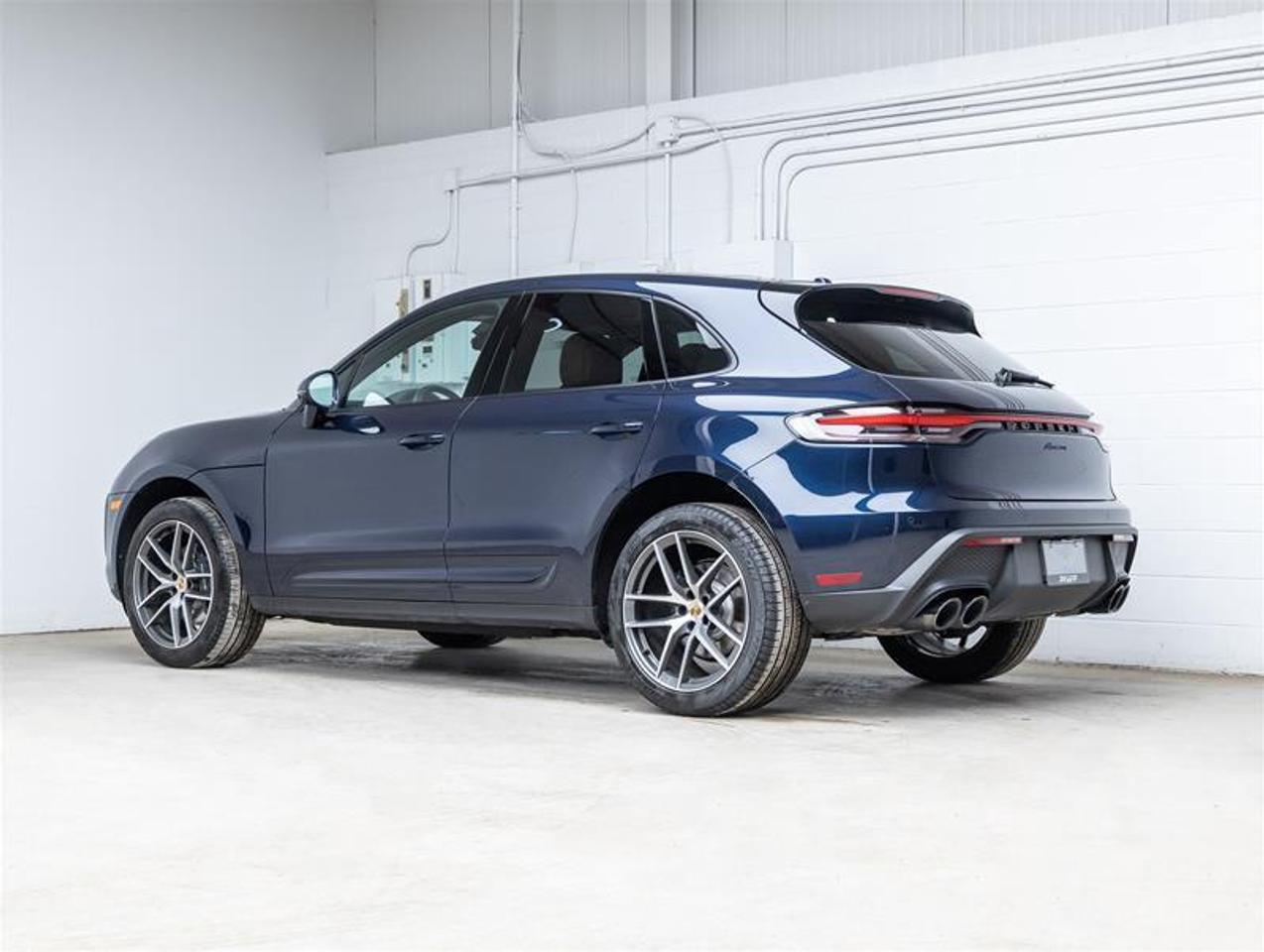 2023 Porsche Macan  Photo