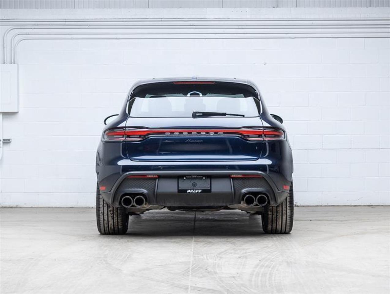 2023 Porsche Macan  Photo