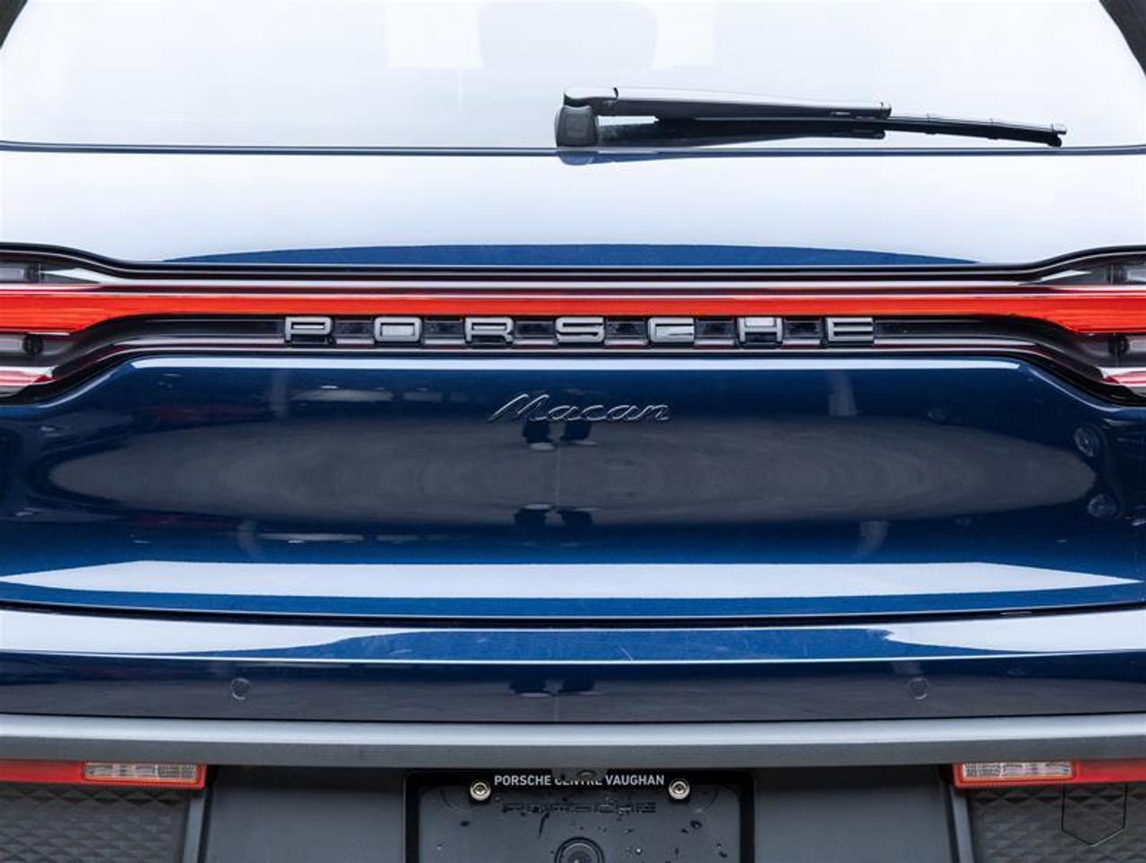 2023 Porsche Macan  Photo