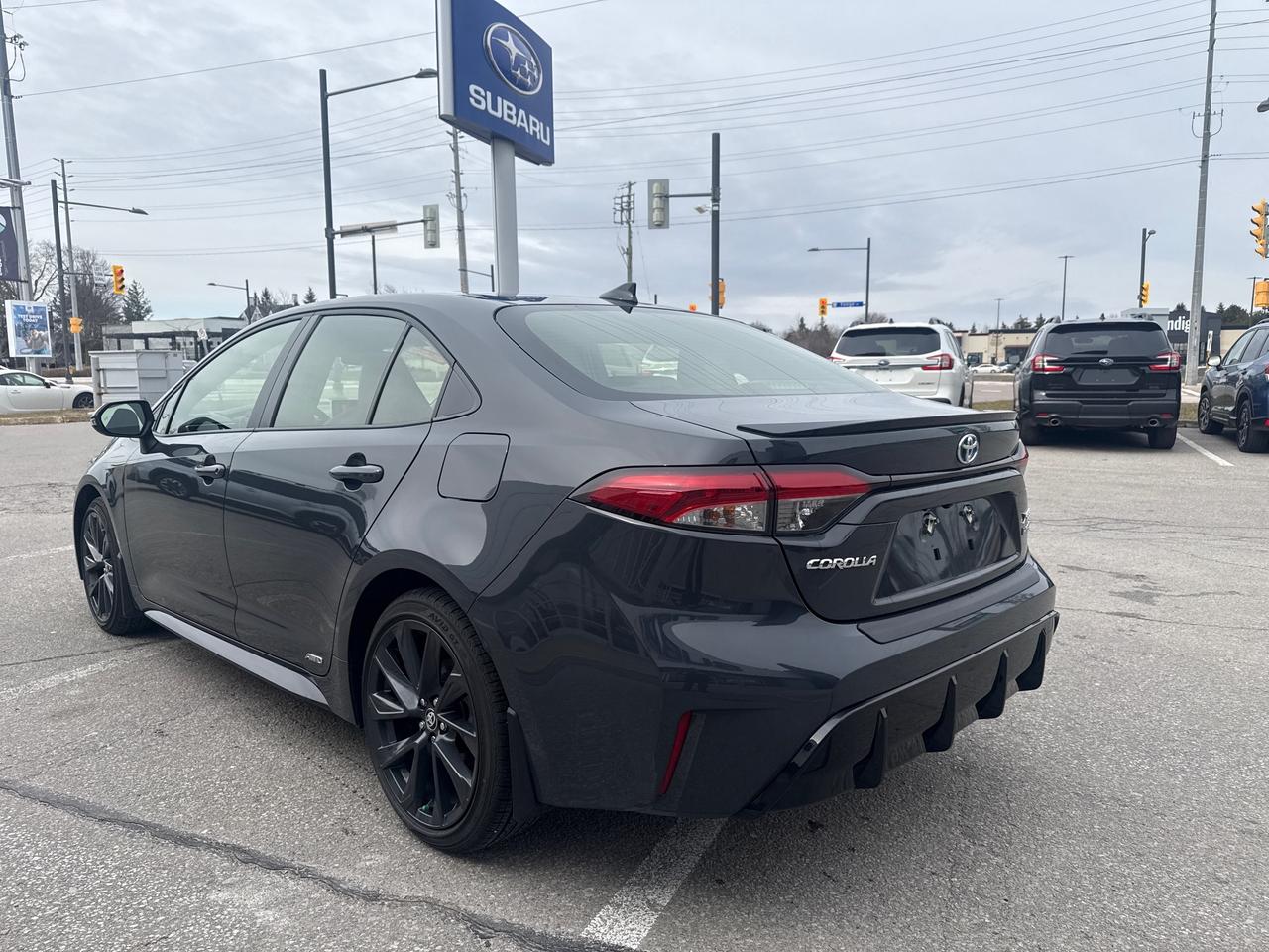 2024 Toyota Corolla Hybrid XSE 4dr All-Wheel Drive Sedan Photo4