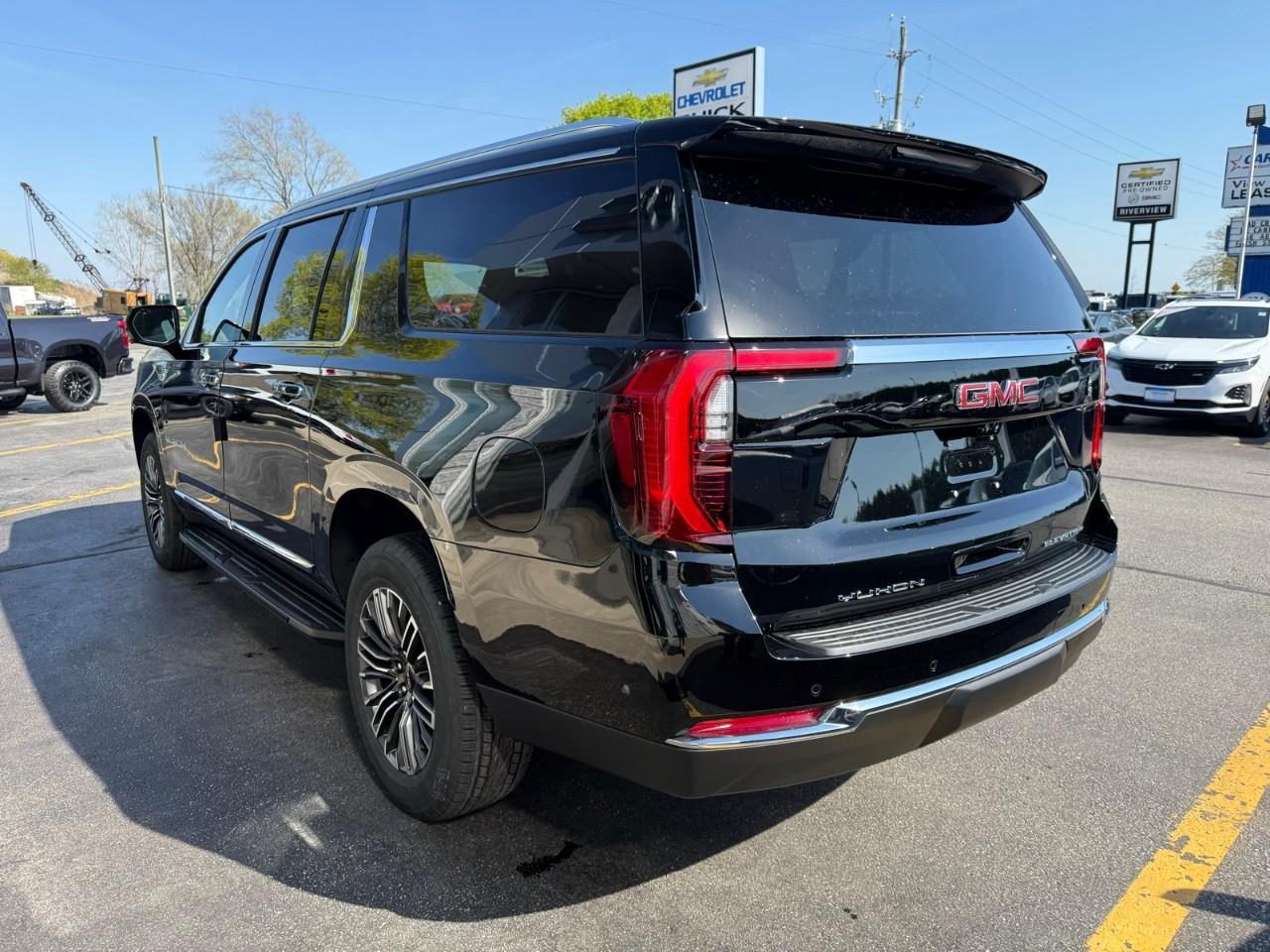 2026 GMC Yukon XL Elevation 4dr 4x4 Photo