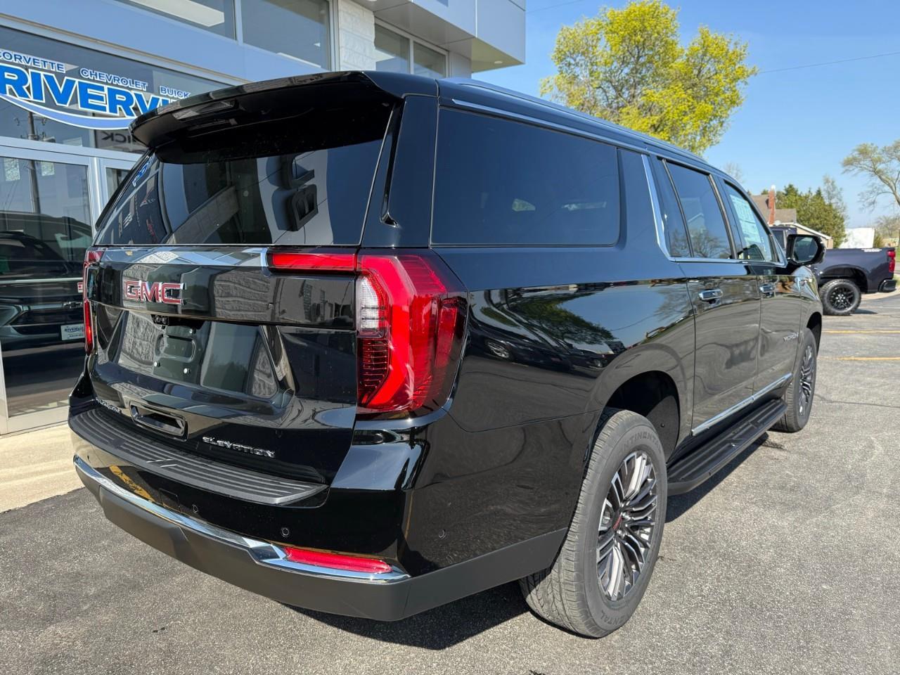 2026 GMC Yukon XL Elevation 4dr 4x4 Photo