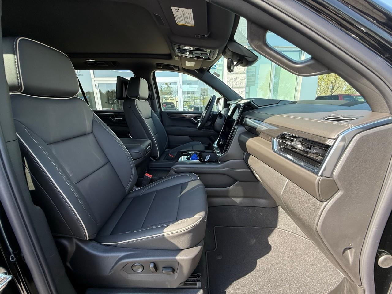 2026 GMC Yukon XL Elevation 4dr 4x4 Photo