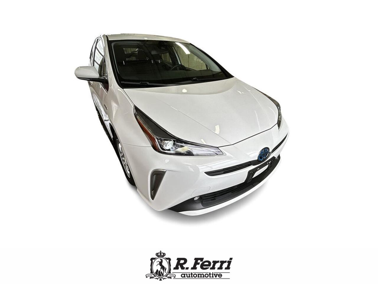 2021 Toyota Prius  Photo2