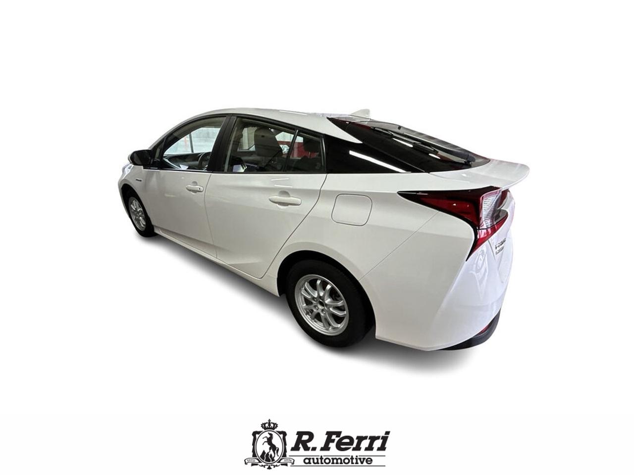 2021 Toyota Prius  Photo