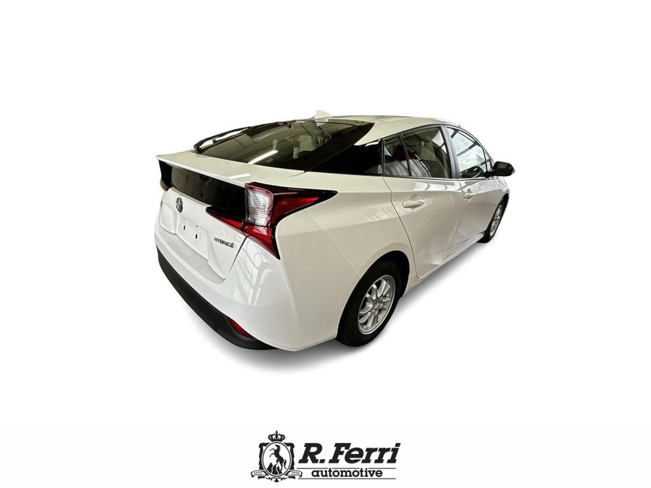 2021 Toyota Prius  Photo