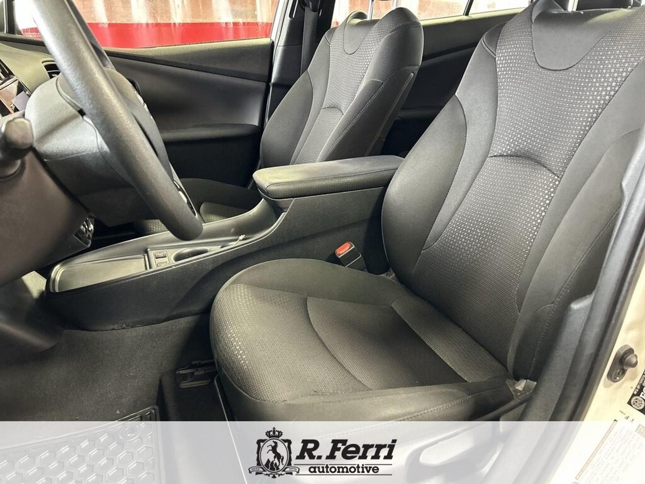 2021 Toyota Prius  Photo