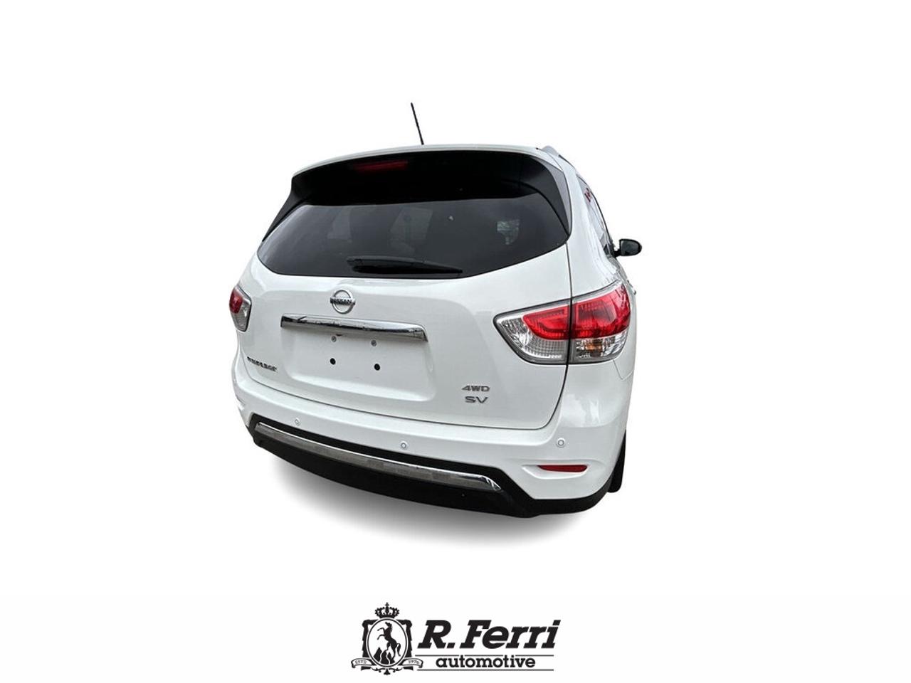 2014 Nissan Pathfinder  Photo