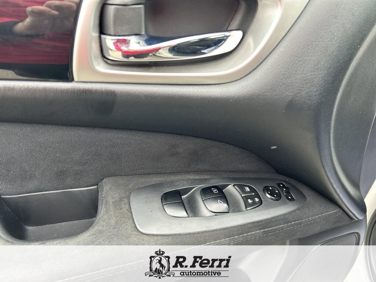 2014 Nissan Pathfinder  Photo