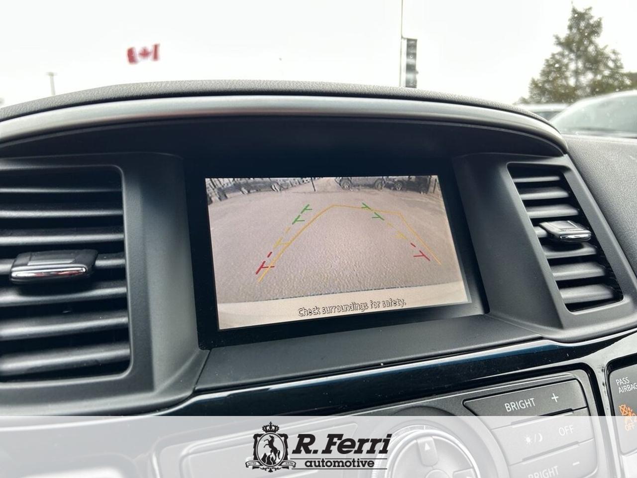 2014 Nissan Pathfinder  Photo