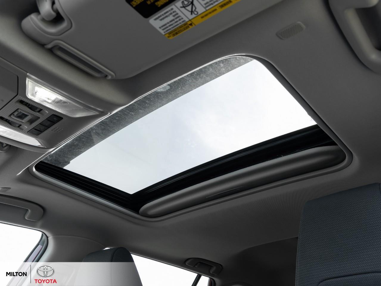 2024 Toyota RAV4 POWER SEAT SUNROOF HEATED STEERING ONE OWNER TCUV Photo