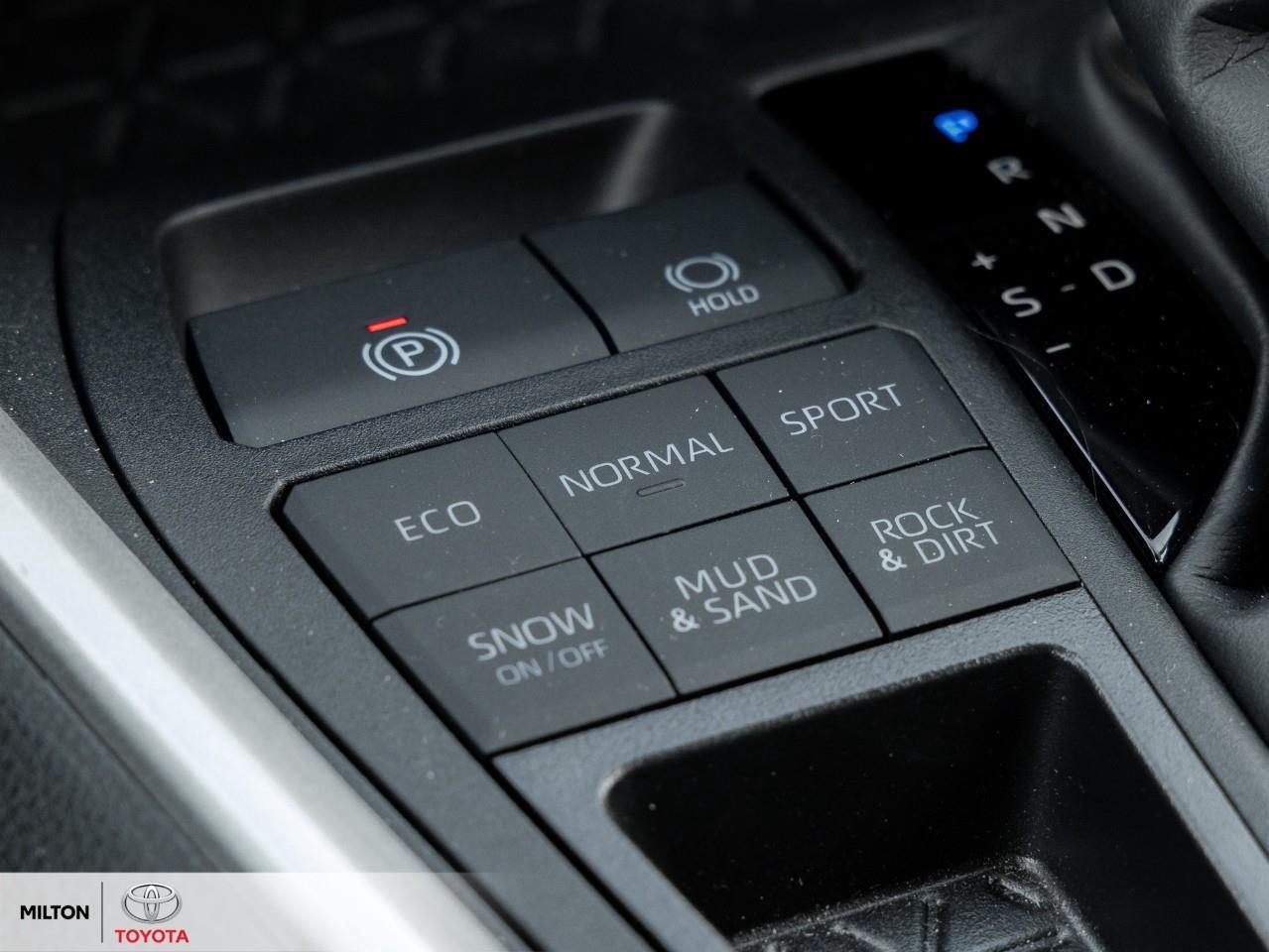 2024 Toyota RAV4 POWER SEAT SUNROOF HEATED STEERING ONE OWNER TCUV Photo