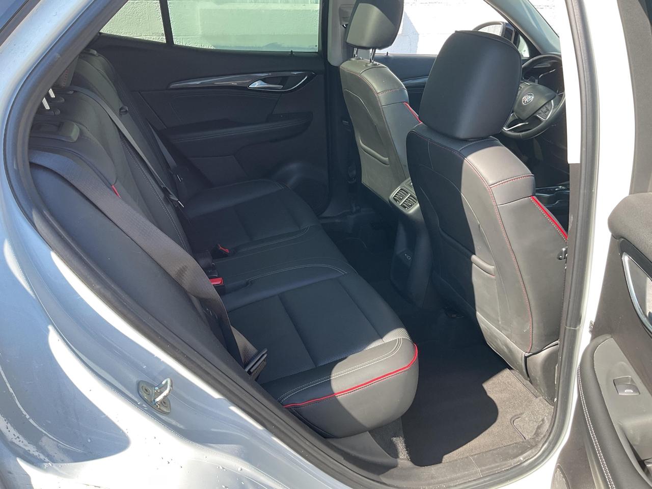 2022 Buick Envision Essence All-Wheel Drive Photo