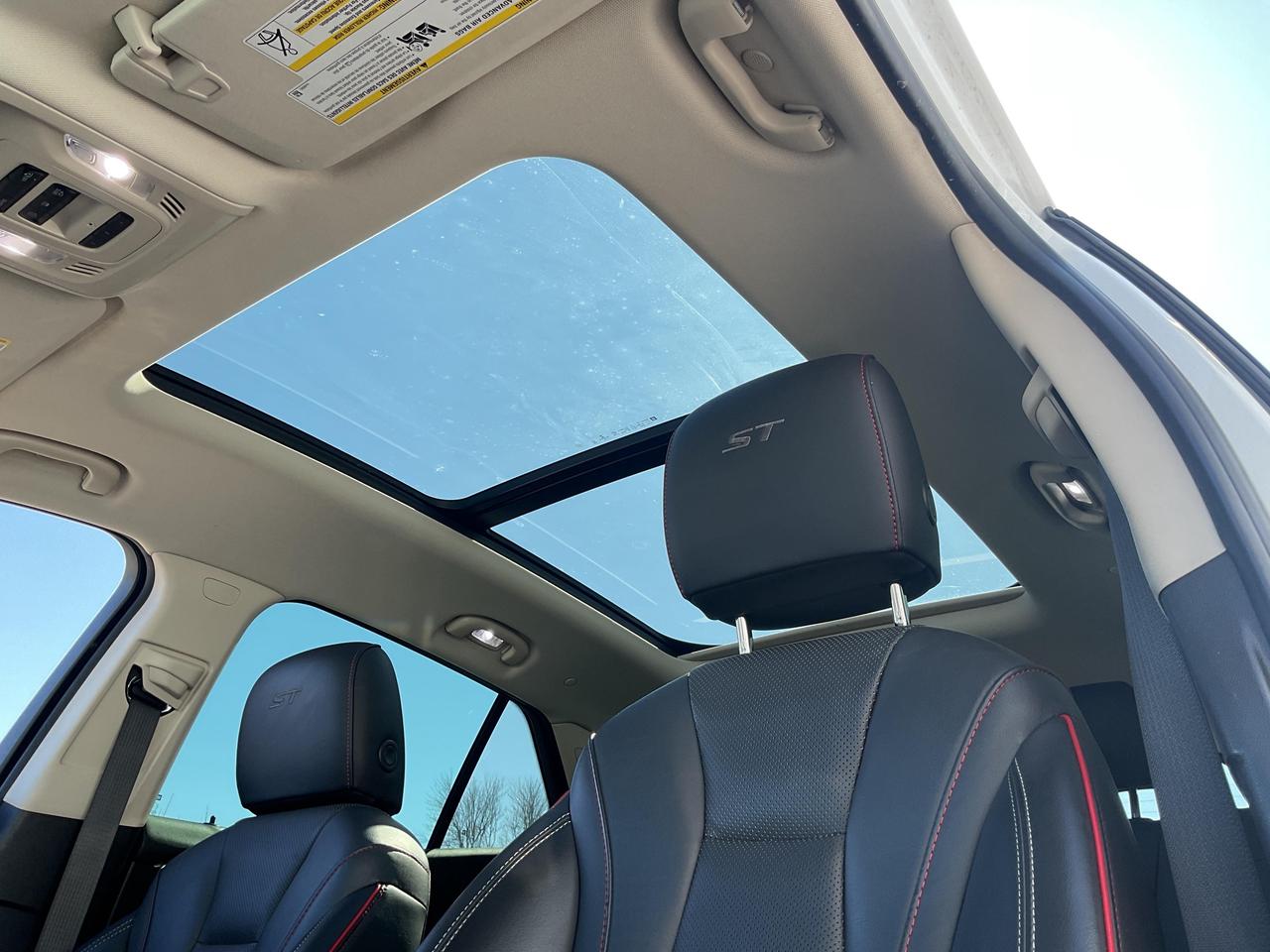 2022 Buick Envision Essence All-Wheel Drive Photo