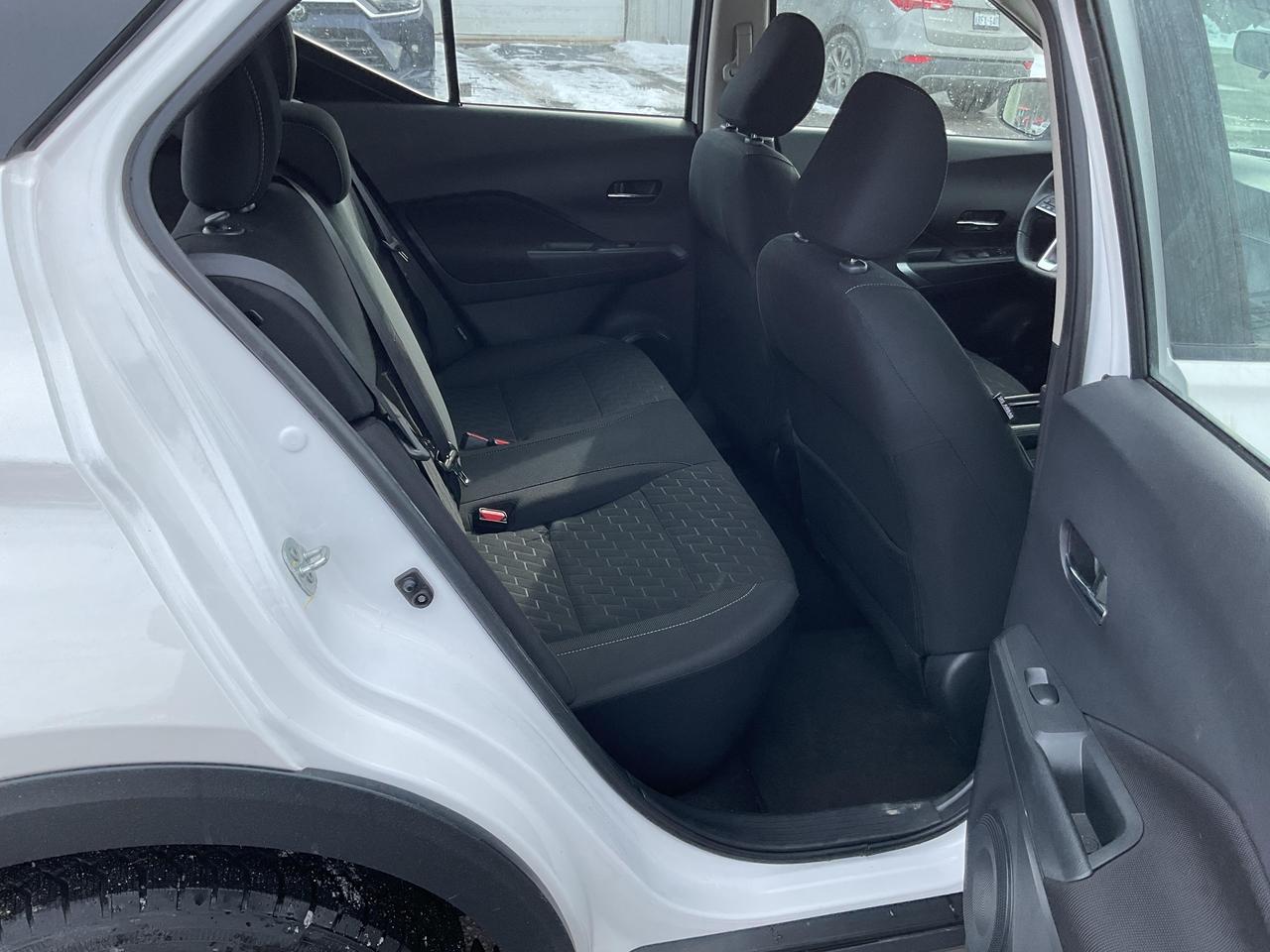 2024 Nissan Kicks SV 4dr Front-Wheel Drive Photo