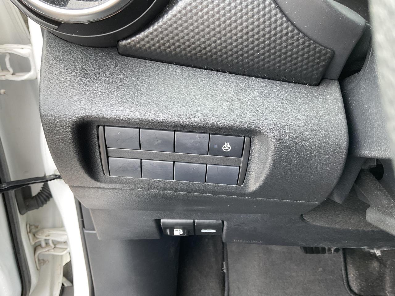 2024 Nissan Kicks SV 4dr Front-Wheel Drive Photo