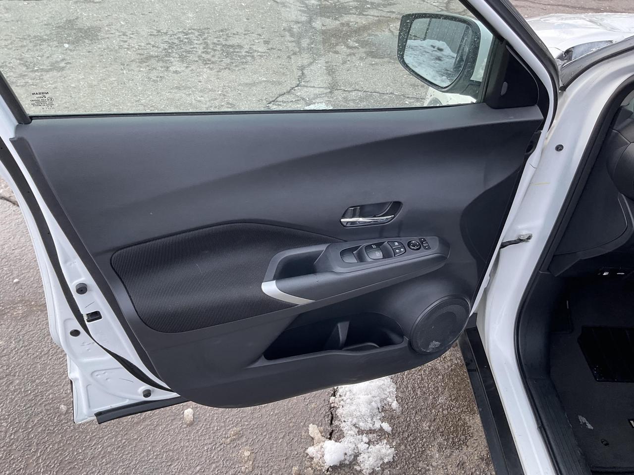 2024 Nissan Kicks SV 4dr Front-Wheel Drive Photo