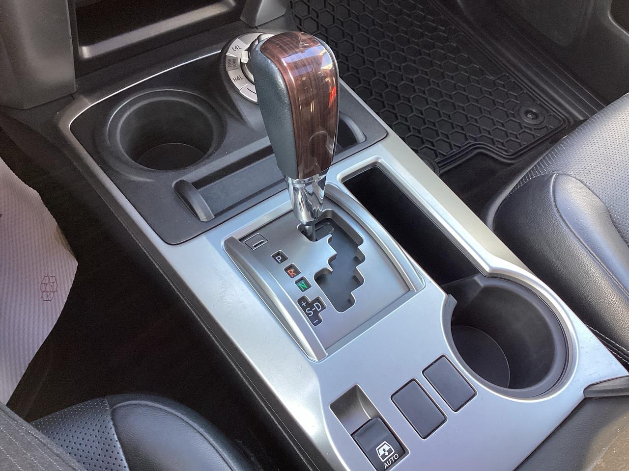 2016 Toyota 4Runner Limited Photo