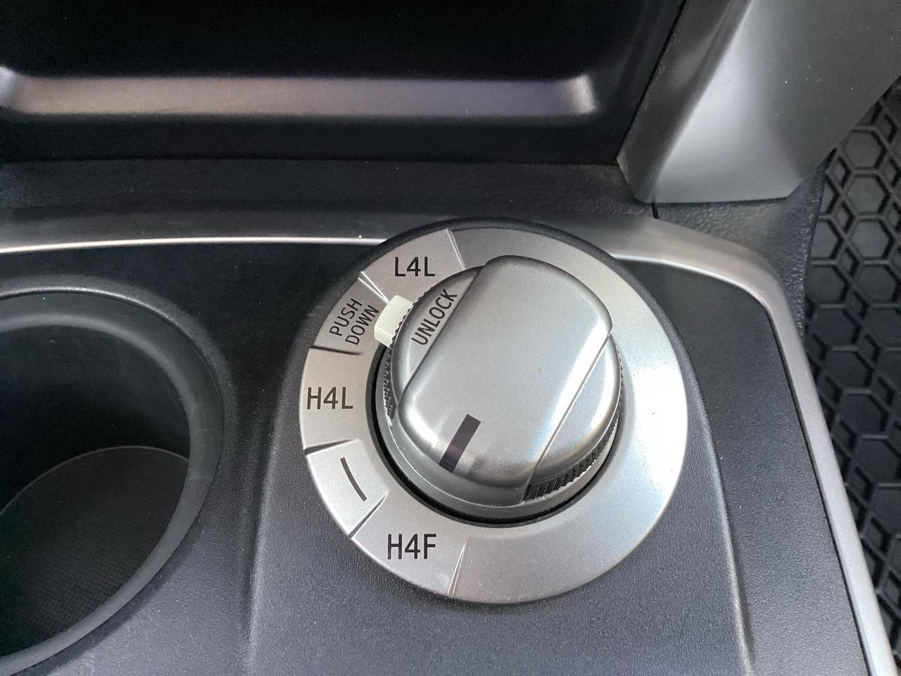 2016 Toyota 4Runner Limited Photo
