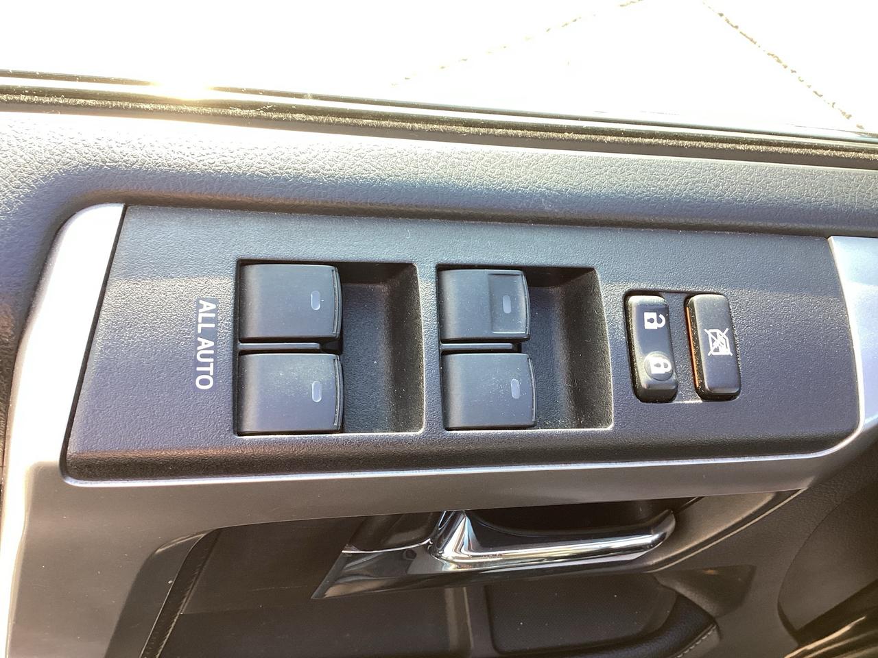 2016 Toyota 4Runner Limited Photo