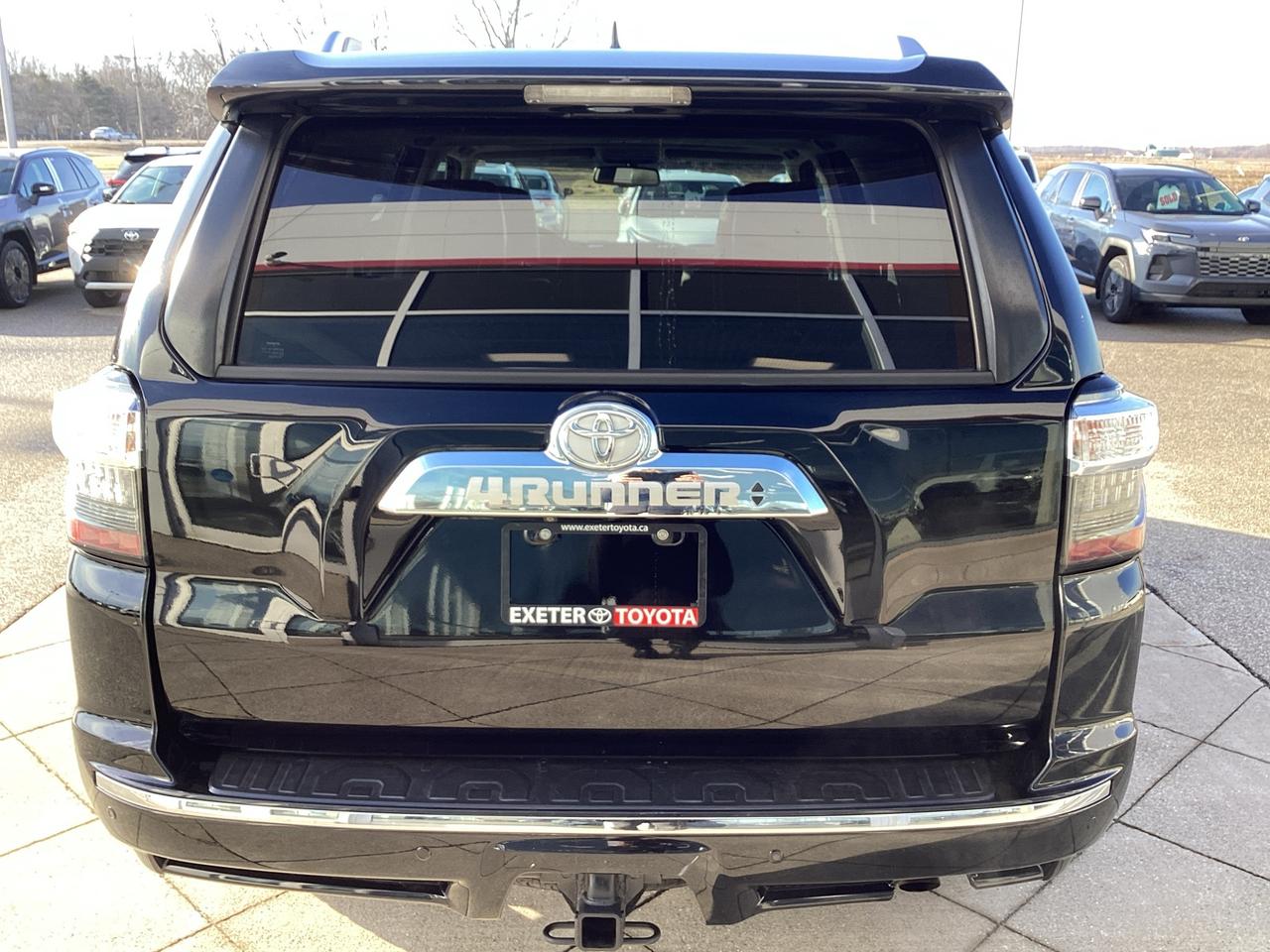 2016 Toyota 4Runner Limited Photo