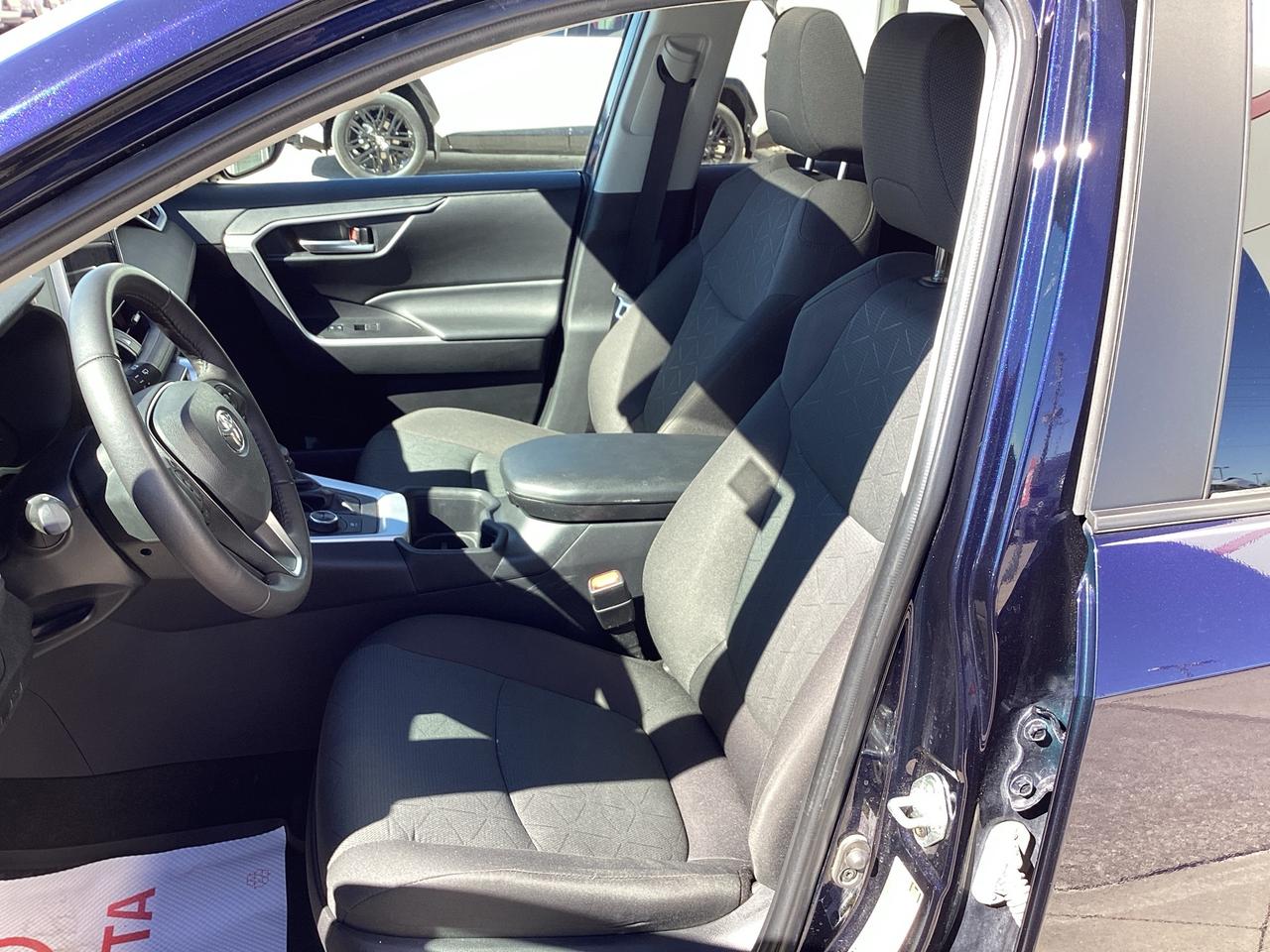 2023 Toyota RAV4 Hybrid XLE AWD Photo