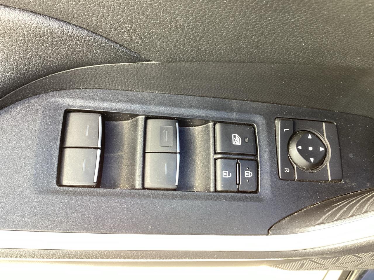 2023 Toyota RAV4 Hybrid XLE AWD Photo