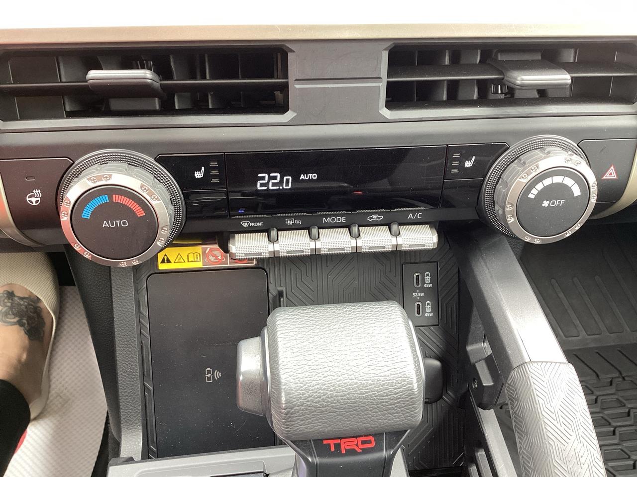 2024 Toyota Tacoma Double Cab TRD SPORT + Photo