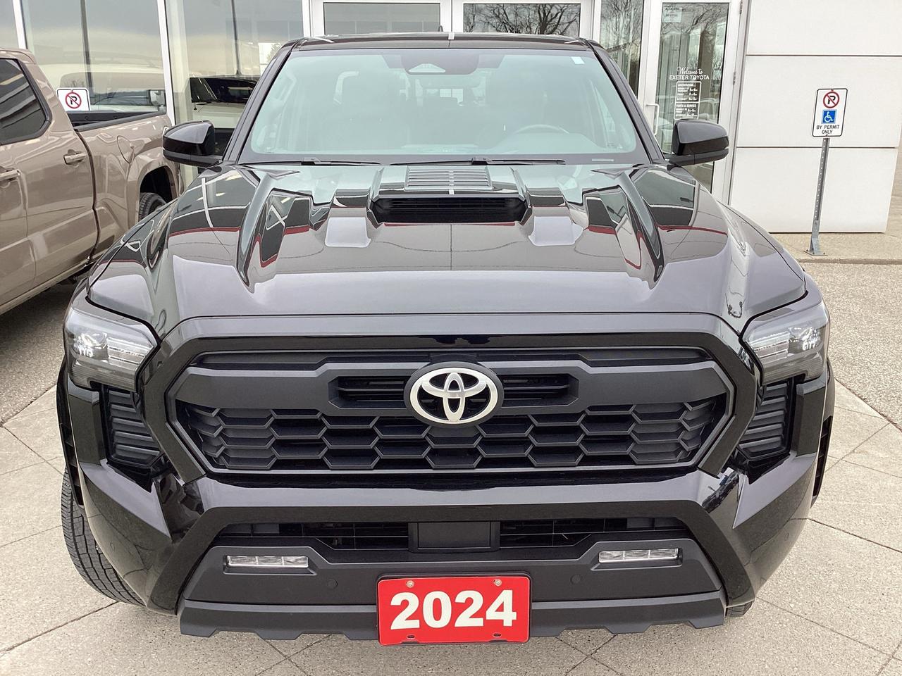 2024 Toyota Tacoma Double Cab TRD SPORT + Photo