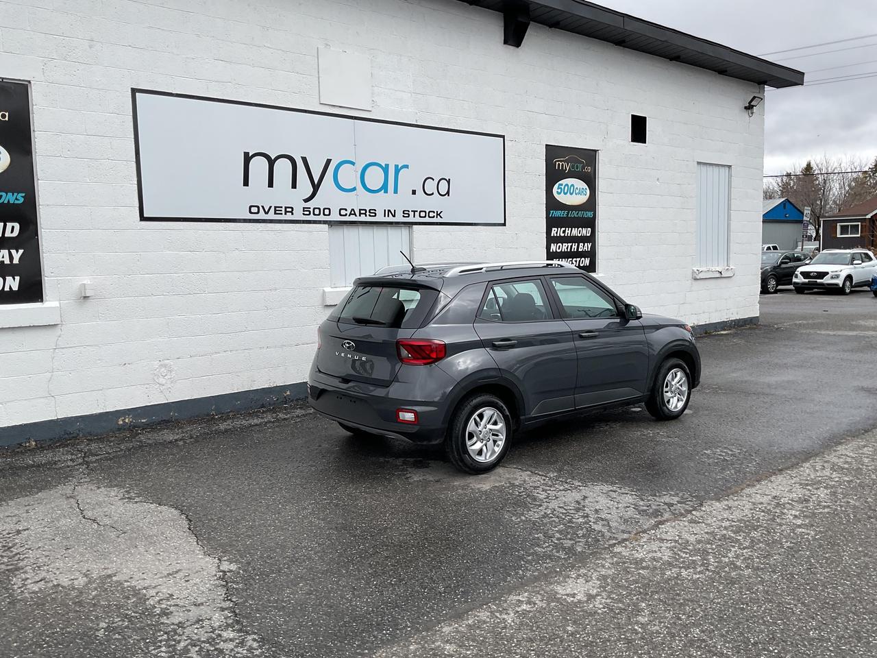 2025 Hyundai Venue  Photo