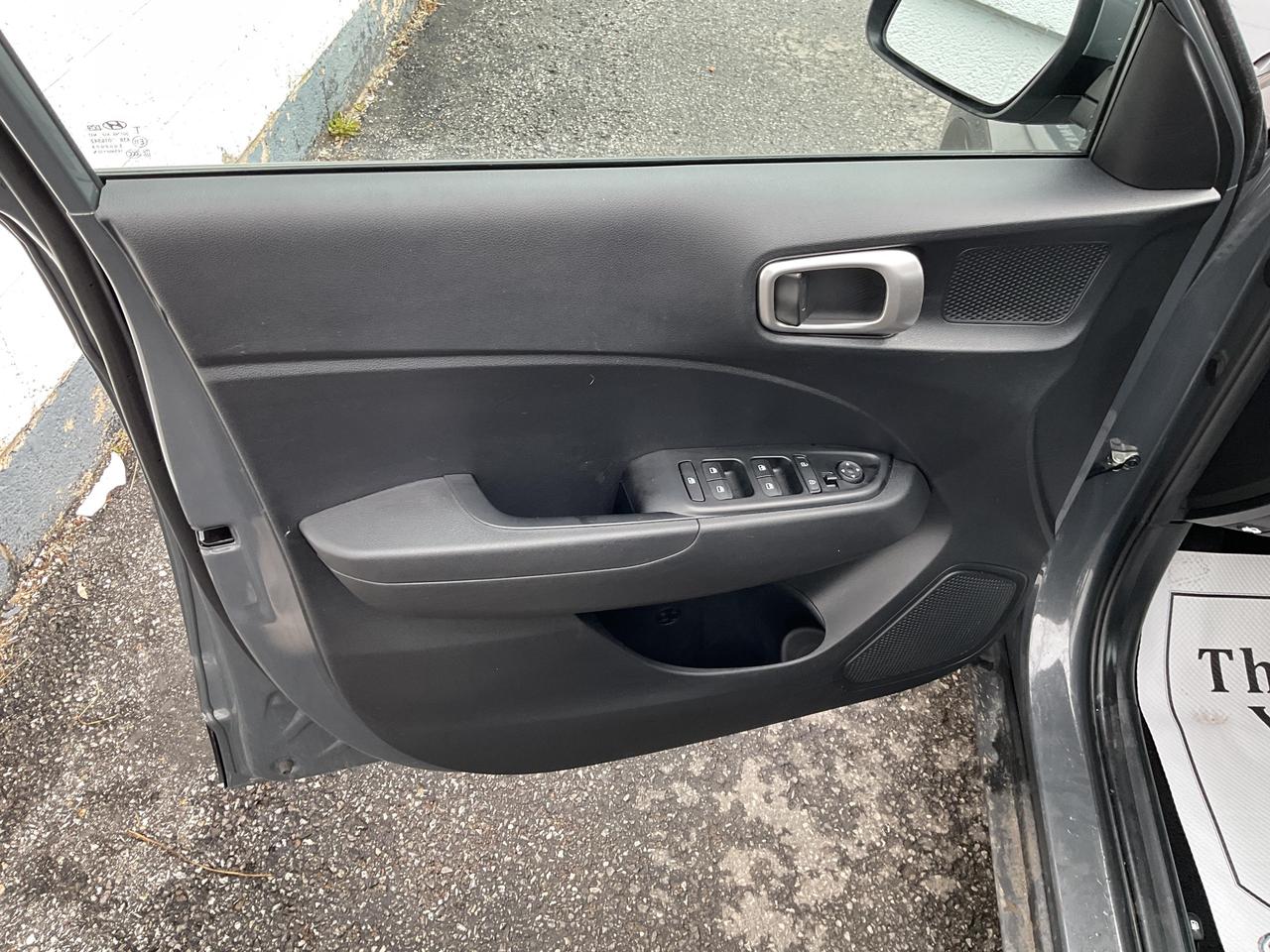 2025 Hyundai Venue  Photo