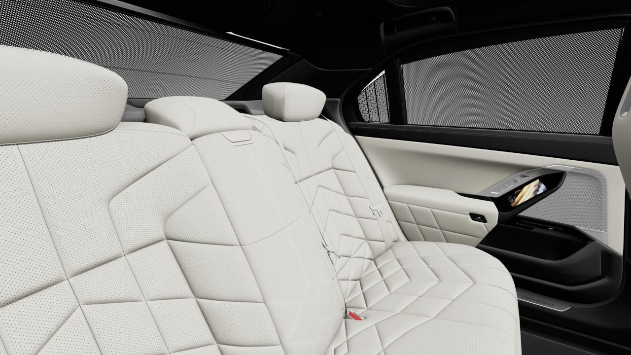 2026 BMW 750e xDrive 4dr All-Wheel Drive Sedan Photo