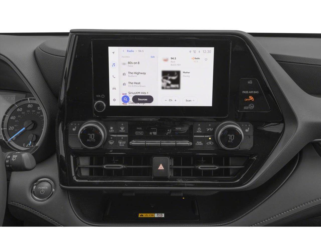 2023 Toyota Highlander Hybrid XLE 4dr All-Wheel Drive Photo