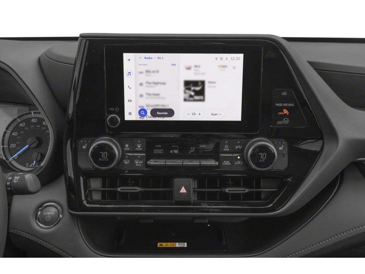 2023 Toyota Highlander Hybrid XLE 4dr All-Wheel Drive Photo