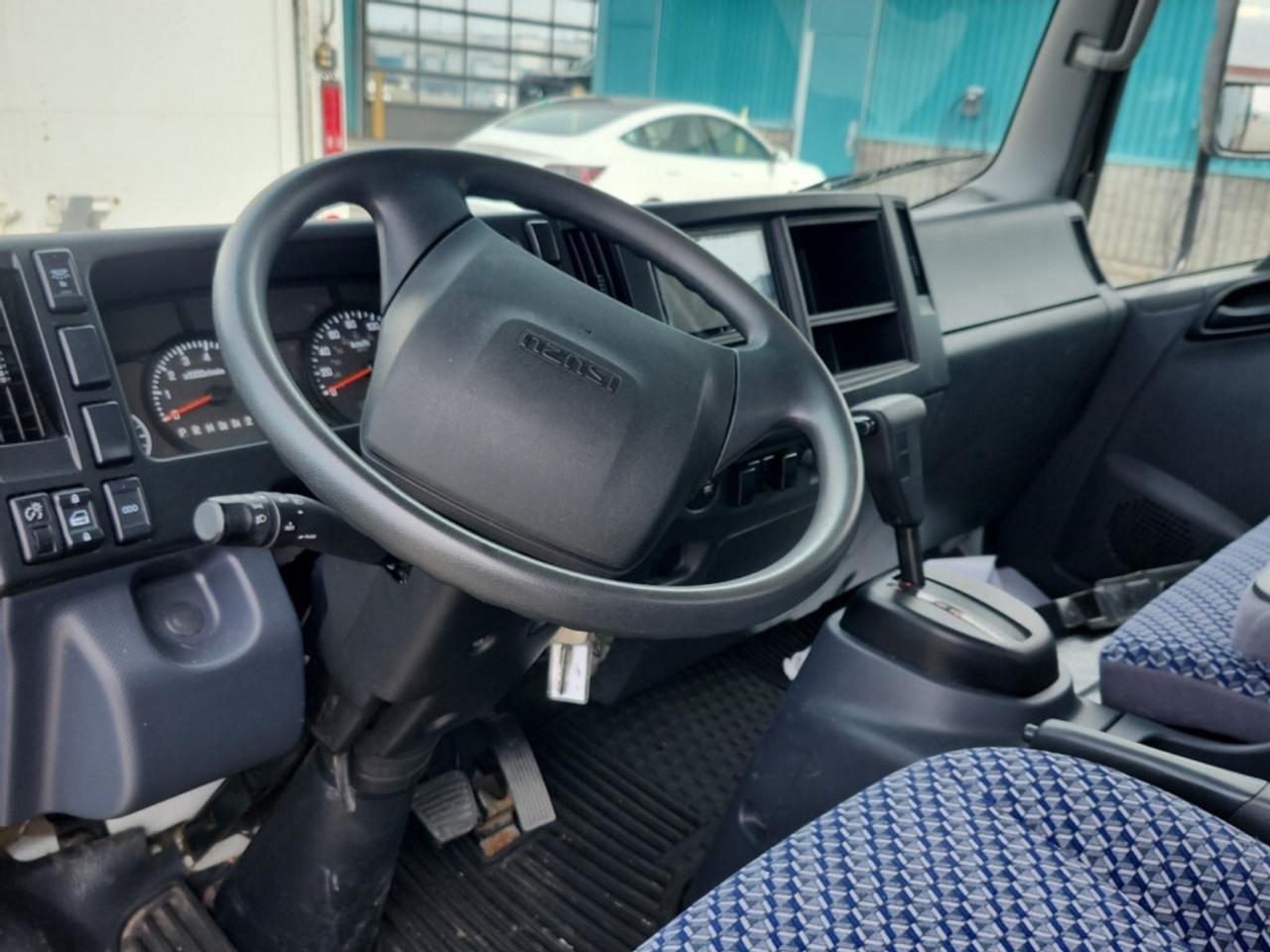 2024 Isuzu NPR 20Ft - 6.6L V8 Gasoline - Lift Gate Photo