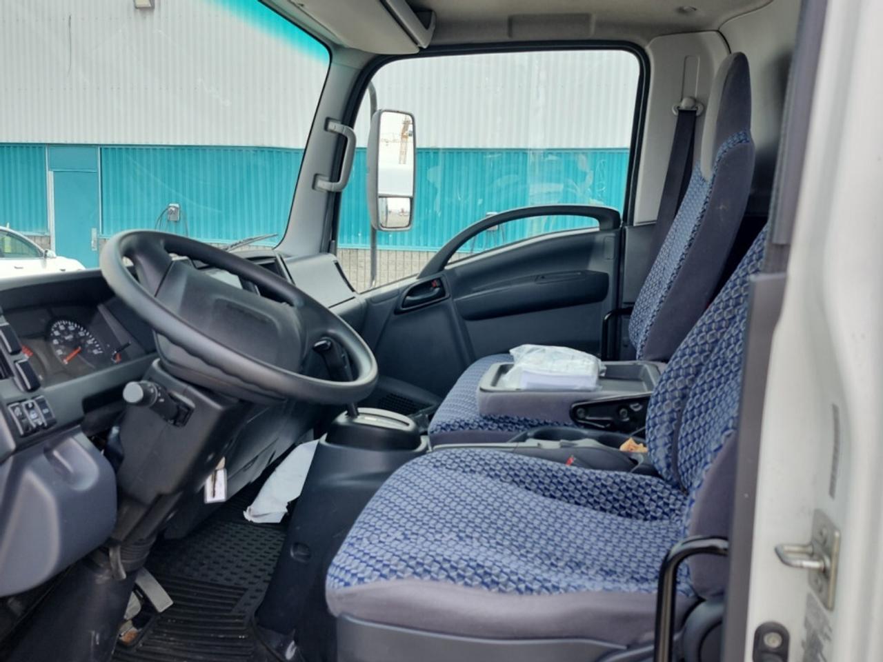 2024 Isuzu NPR 20Ft - 6.6L V8 Gasoline - Lift Gate Photo