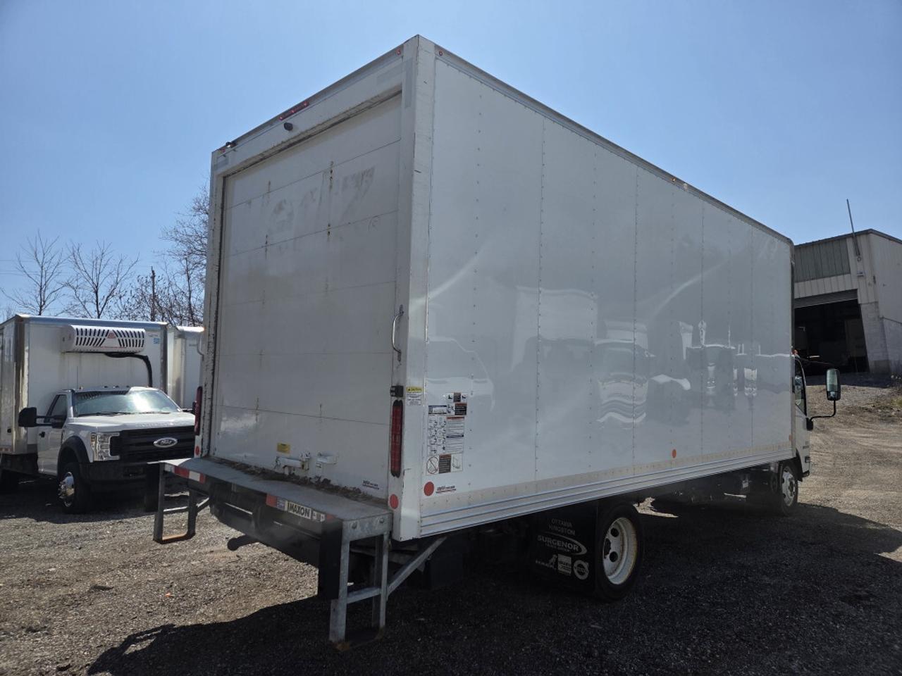 2024 Isuzu NPR 20Ft - 6.6L V8 Gasoline - Lift Gate Photo
