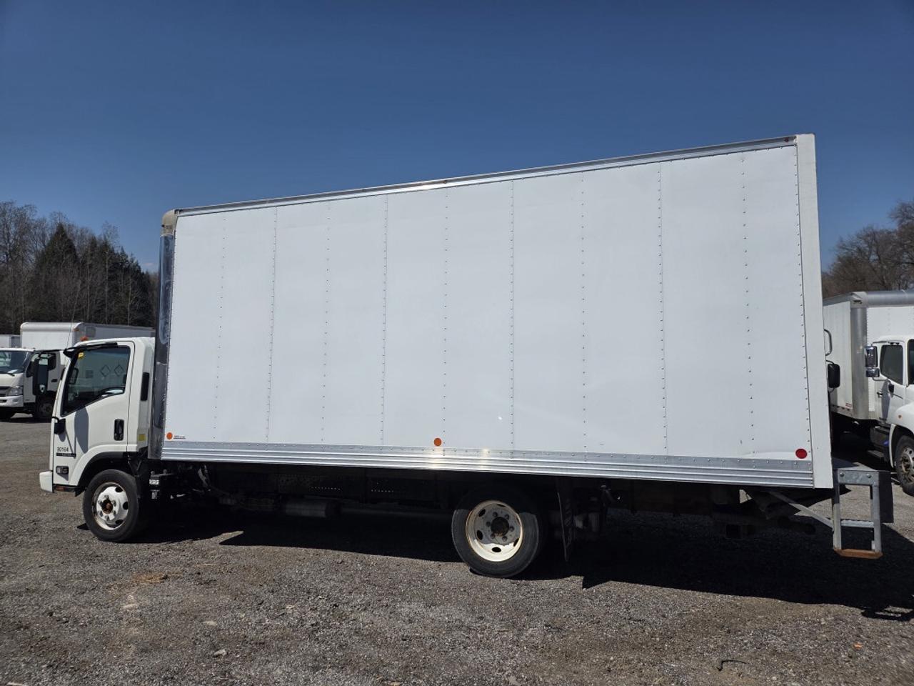 2024 Isuzu NPR 20Ft - 6.6L V8 Gasoline - Lift Gate Photo