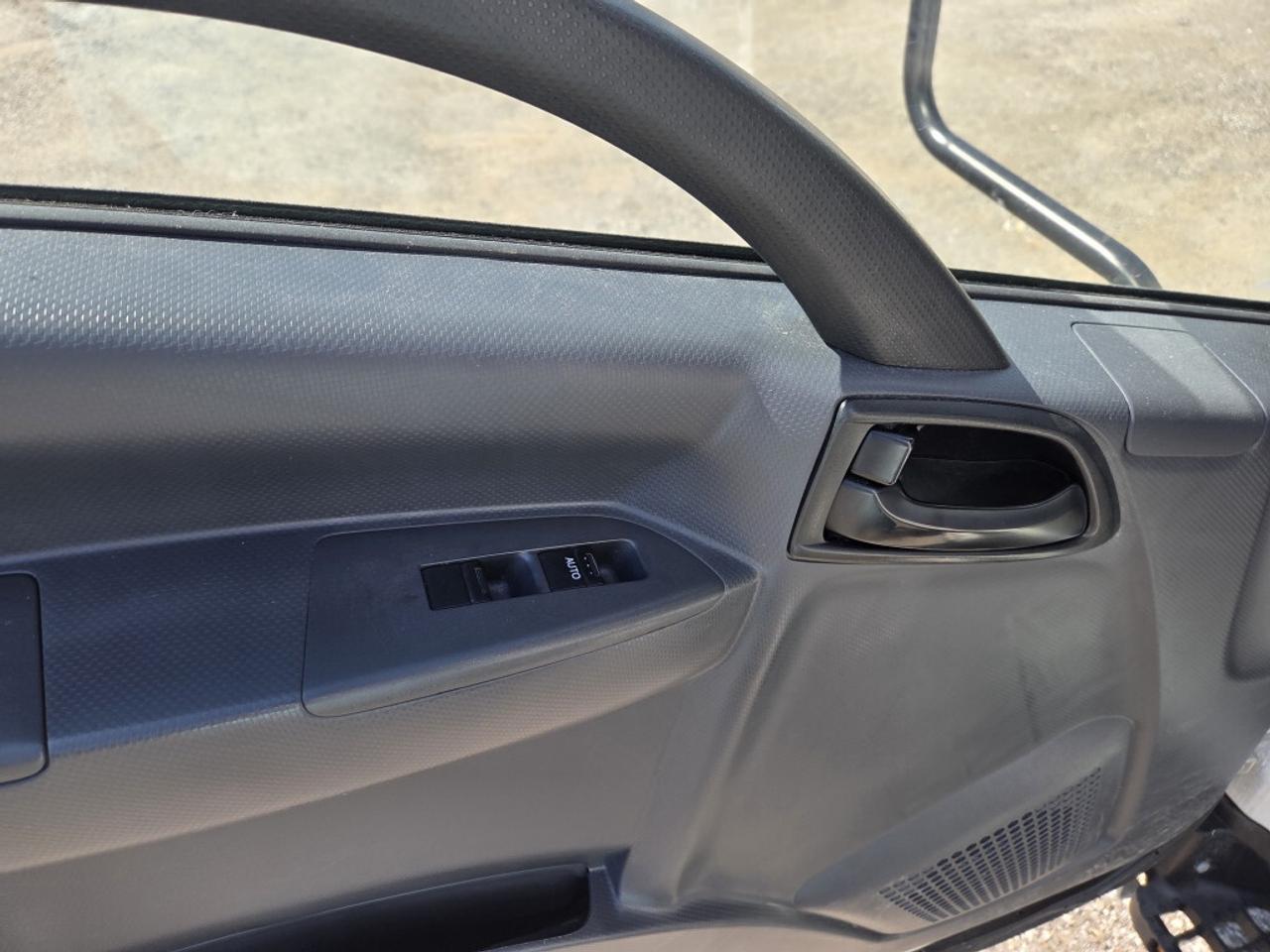 2024 Isuzu NPR 20Ft - 6.6L V8 Gasoline - Lift Gate Photo