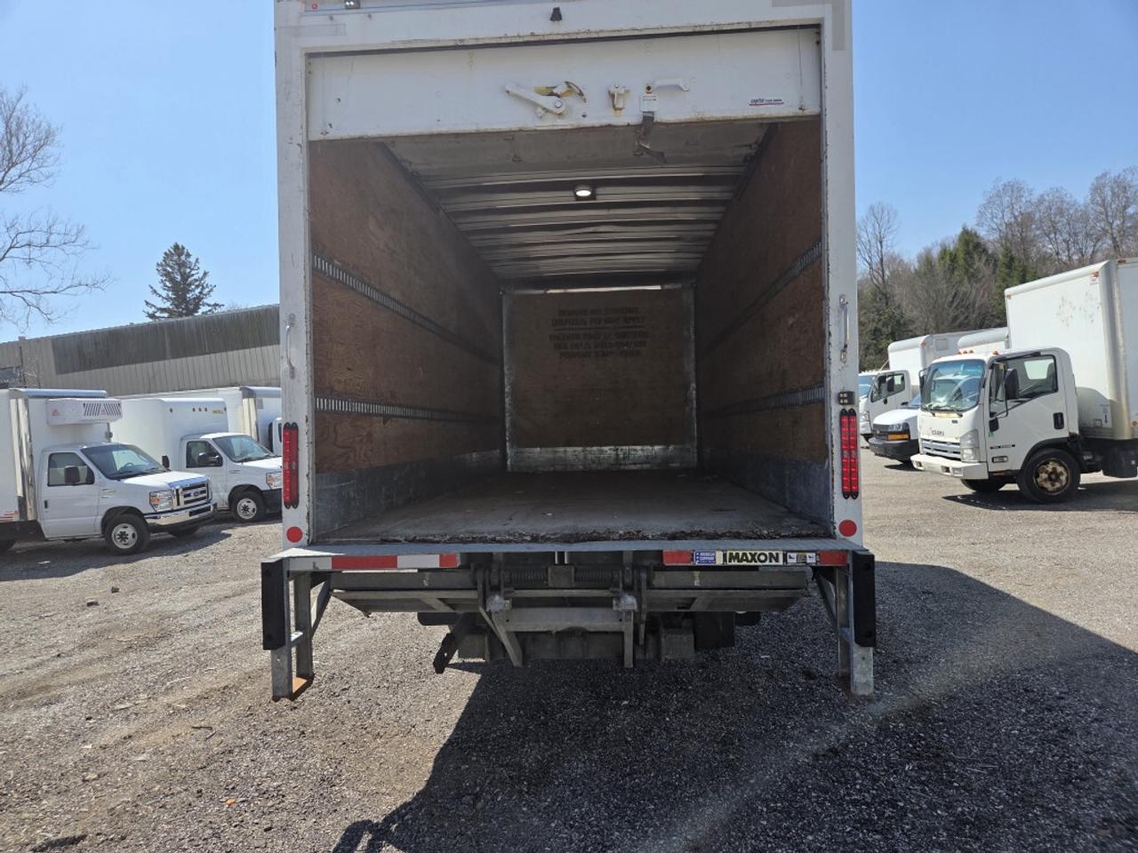 2024 Isuzu NPR 20Ft - 6.6L V8 Gasoline - Lift Gate Photo