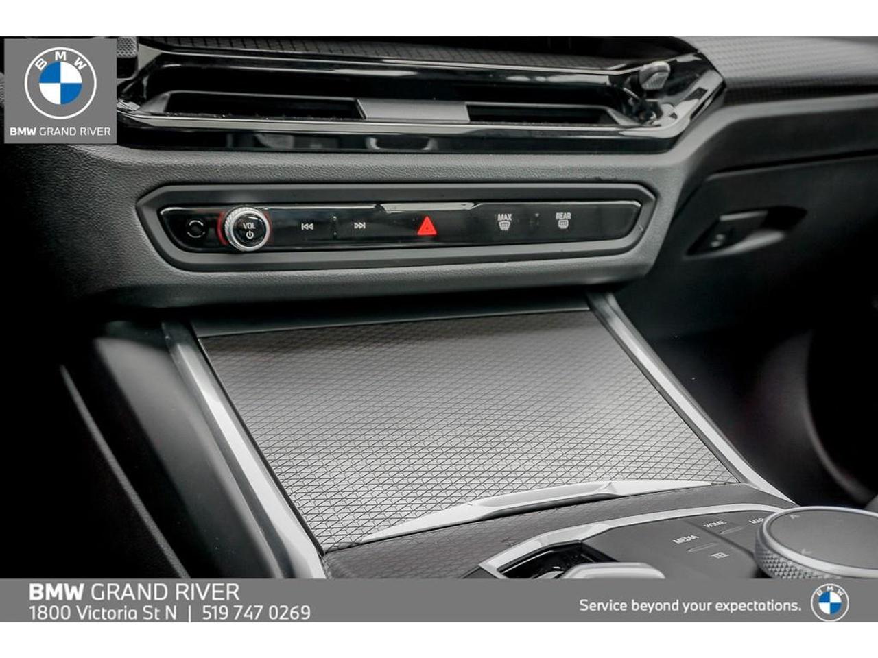 2025 BMW 330 i xDrive 4dr All-Wheel Drive Sedan Photo