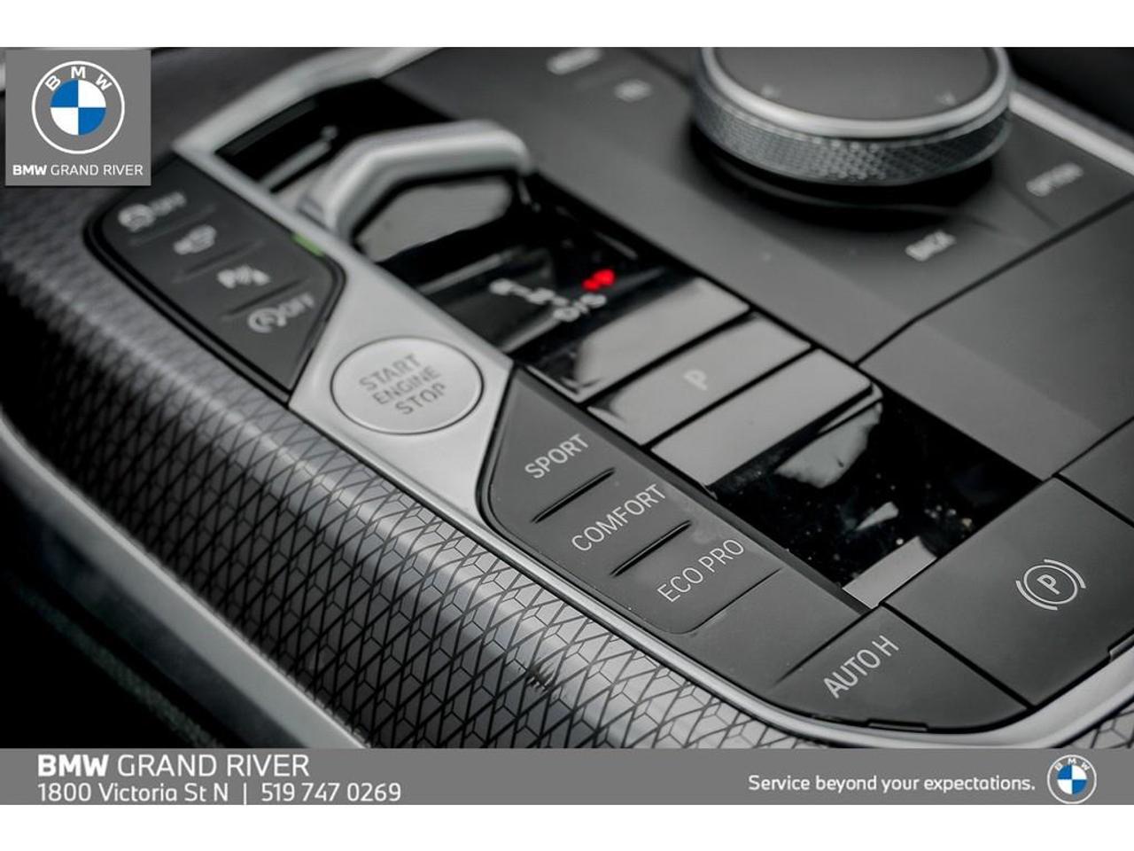 2025 BMW 330 i xDrive 4dr All-Wheel Drive Sedan Photo