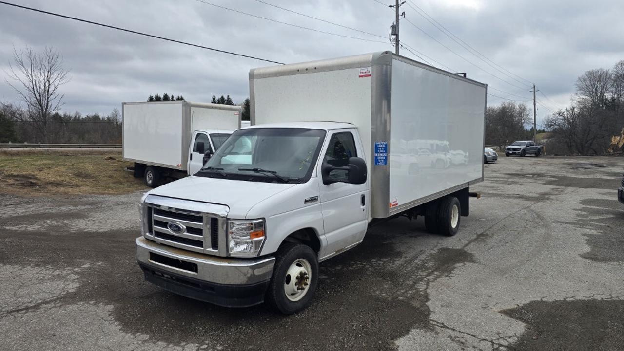 2022 Ford E-450 E-450 16Ft Box - Ramp - 7.3L V8 Gasoline Photo