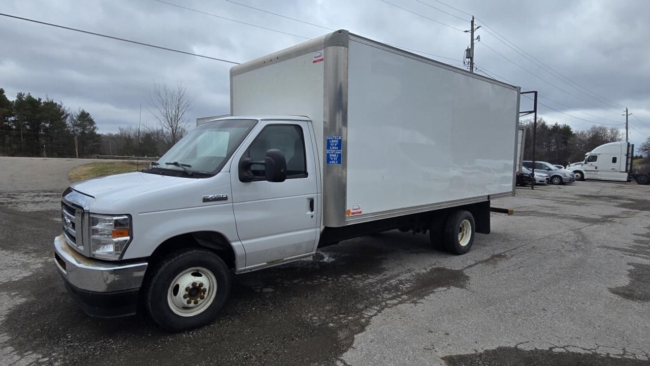 2022 Ford E-450 E-450 16Ft Box - Ramp - 7.3L V8 Gasoline Photo