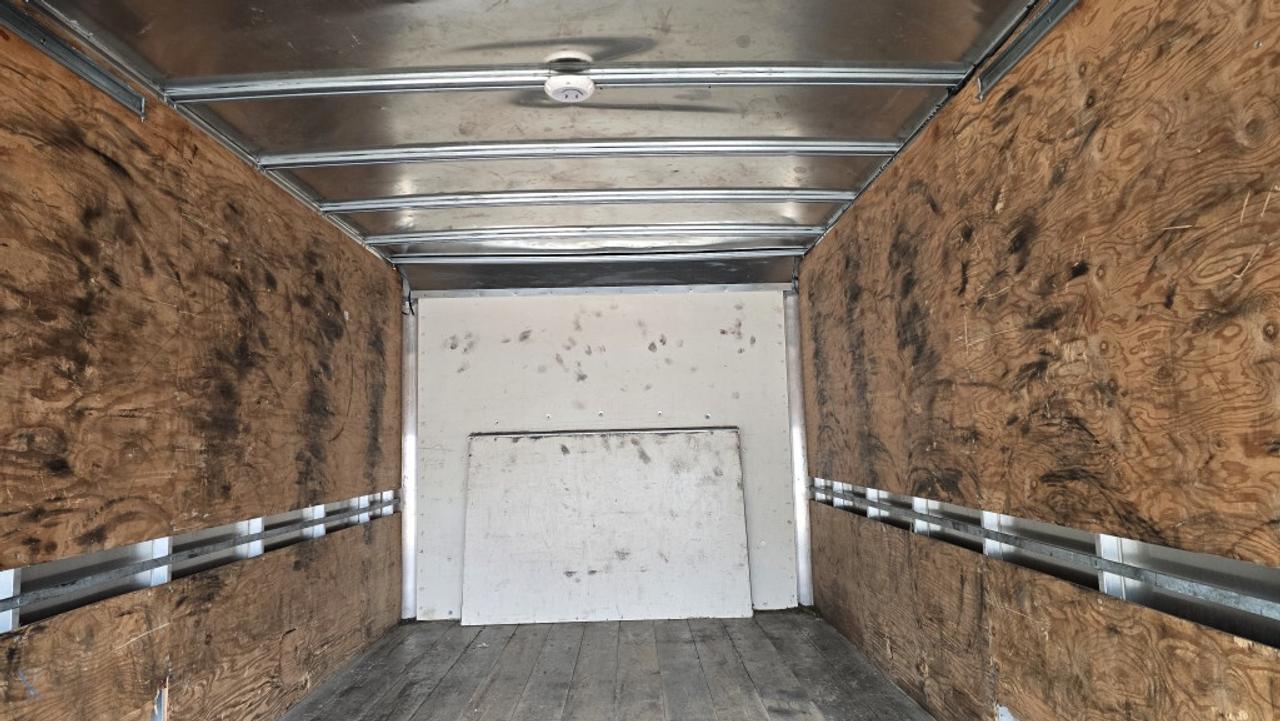 2022 Ford E-450 E-450 16Ft Box - Ramp - 7.3L V8 Gasoline Photo