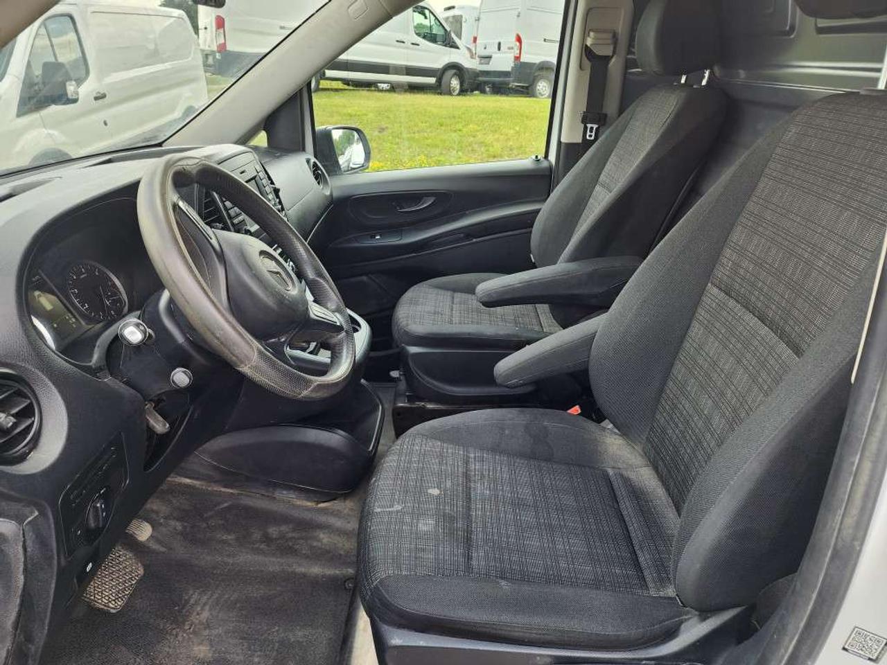 2020 Mercedes-Benz Metris Passenger Van 126WB - 4Cyl Gas - Cargo - CCV-764008 - -None Photo