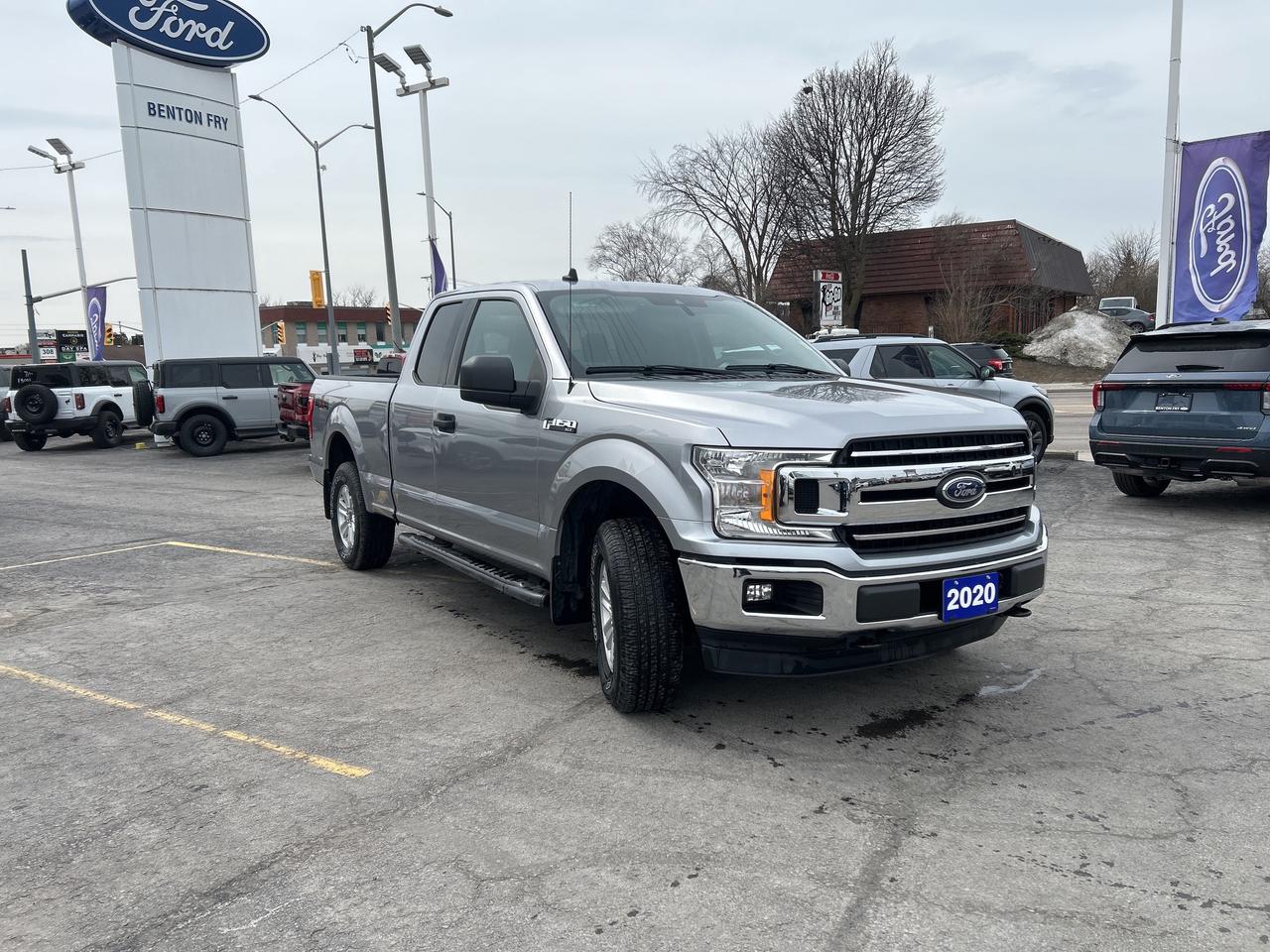 2020 Ford F-150 XLT 3.3L SUPER CAB SYNC CAM CLASS IV HITCH 17" WHL Photo
