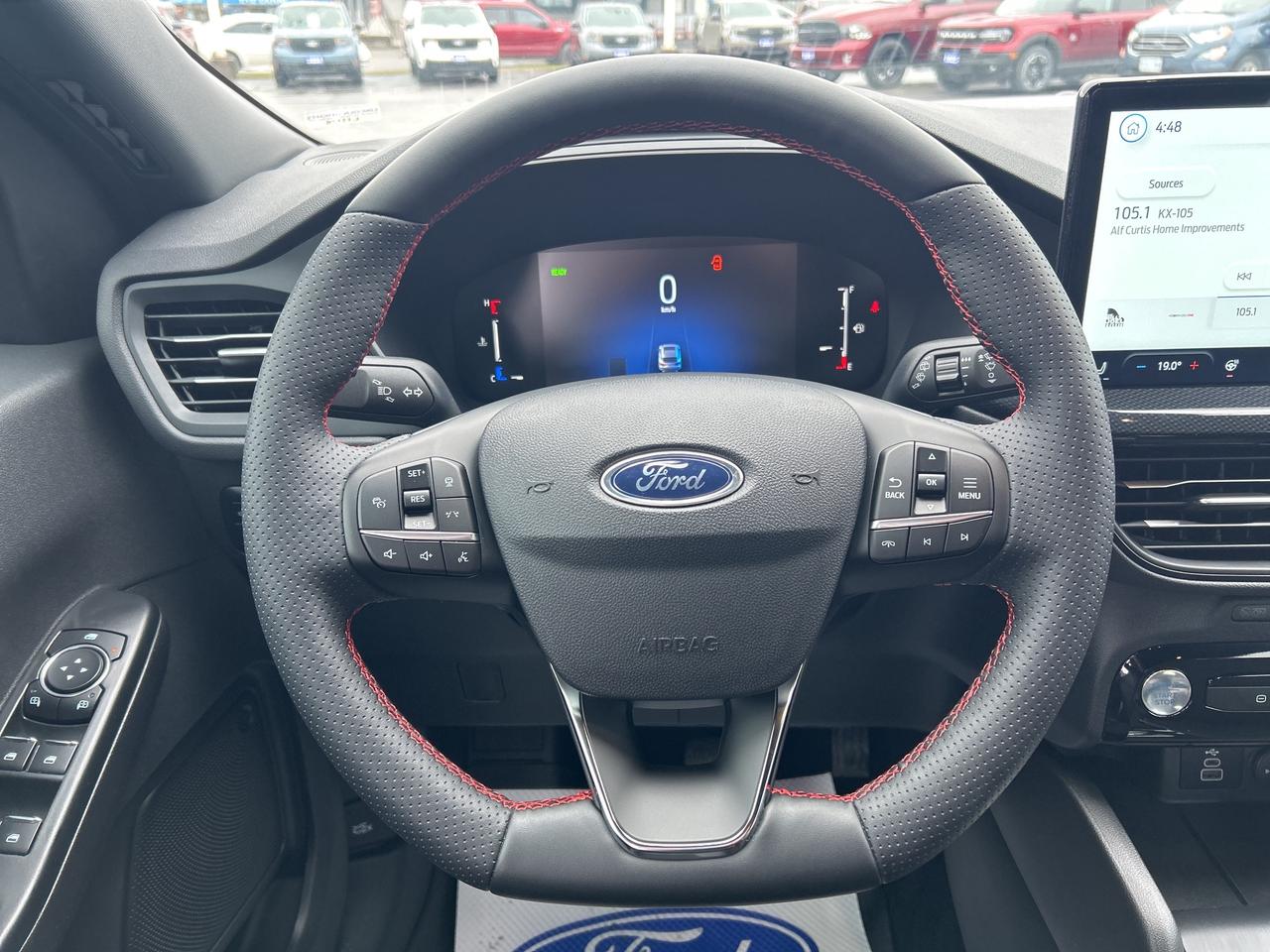 2025 Ford Escape ST LINE AWD 2.5L HYBRID ADAPTIVE CRUISE PANO ROOF Photo